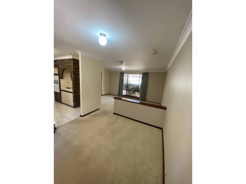 6 Richmond Place, Kingsley WA 6026