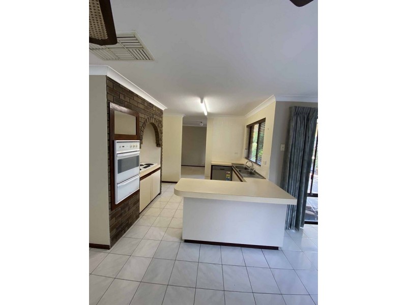 6 Richmond Place, Kingsley WA 6026