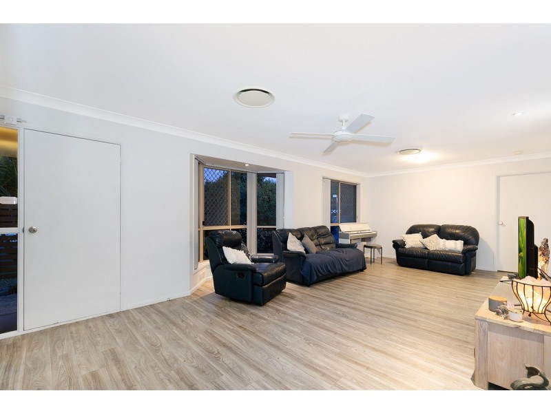 1 Hickory Drive, Narangba QLD 4504