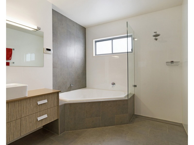 36 Parry Avenue, Terrigal NSW 2260