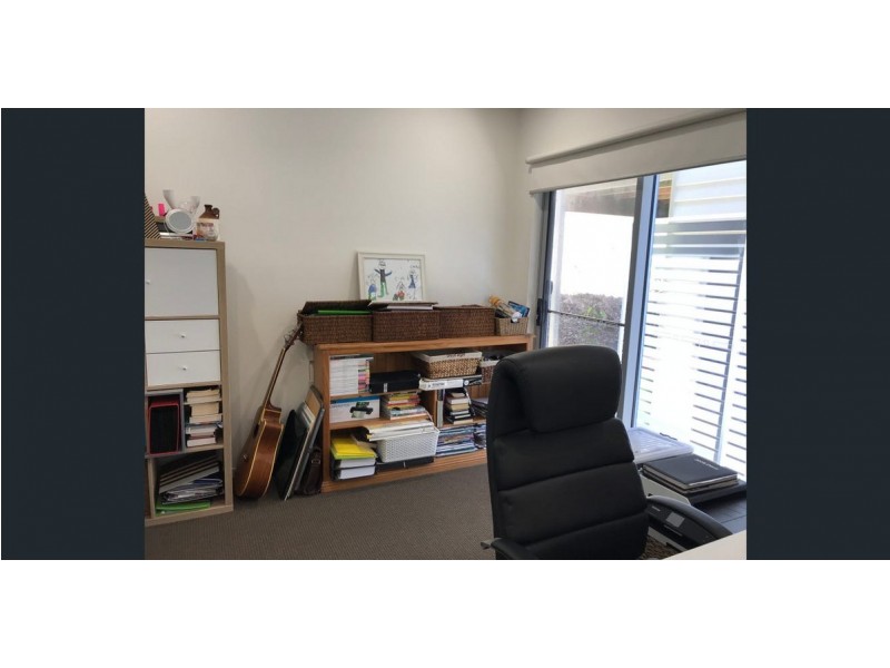 24 Currumbin Chase, Currumbin QLD 4223