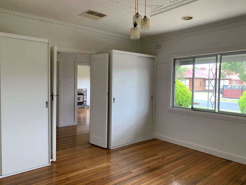 1/21 Oberon Avenue, St Albans VIC 3021