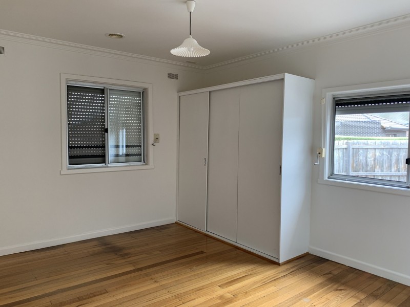 1/21 Oberon Avenue, St Albans VIC 3021