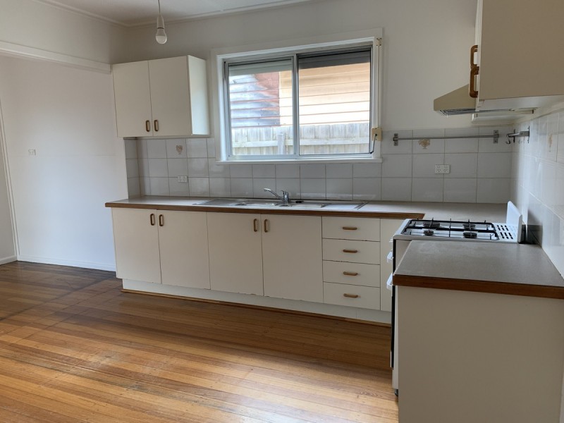 1/21 Oberon Avenue, St Albans VIC 3021