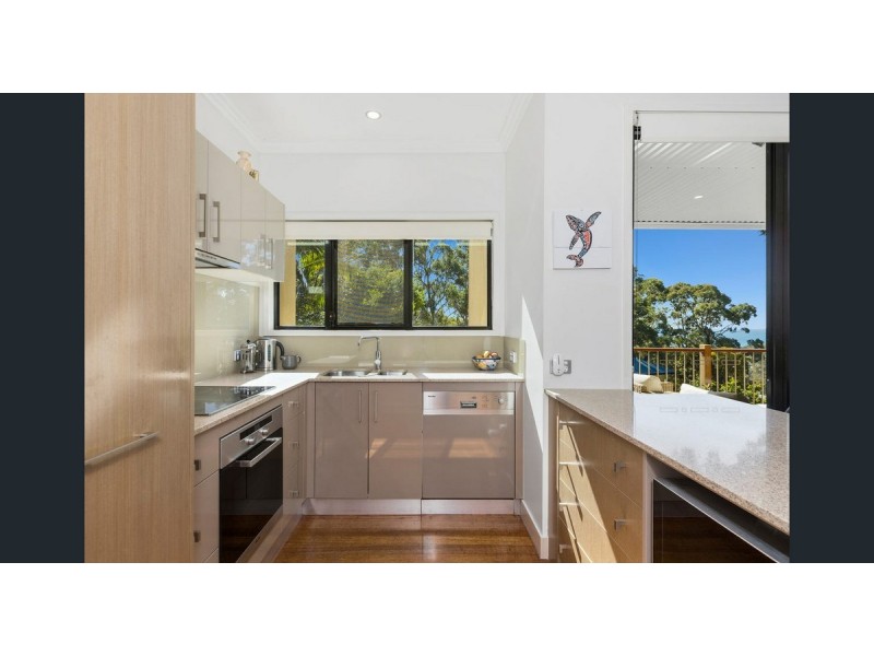 7 Sanctuary Crest Drive, Currumbin QLD 4223