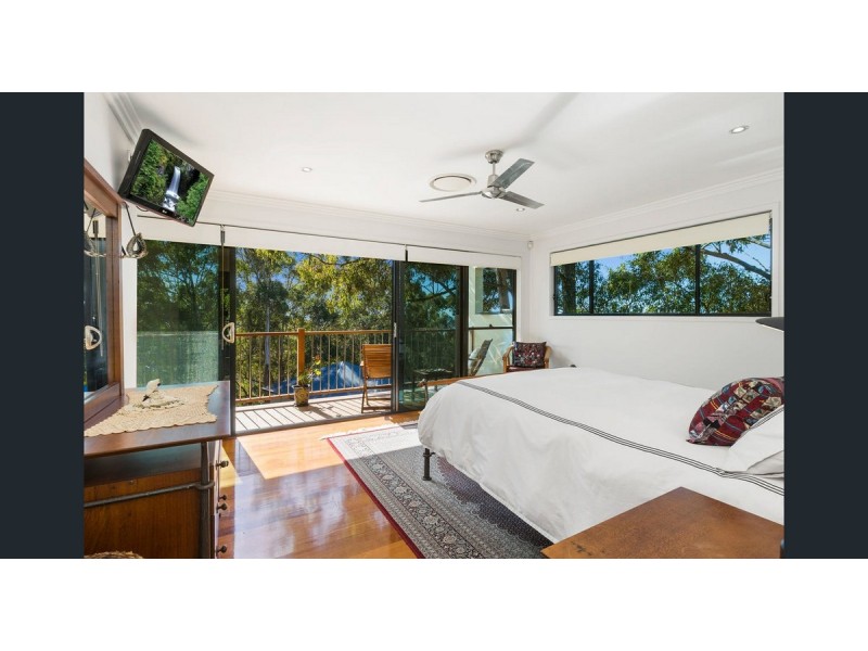 7 Sanctuary Crest Drive, Currumbin QLD 4223