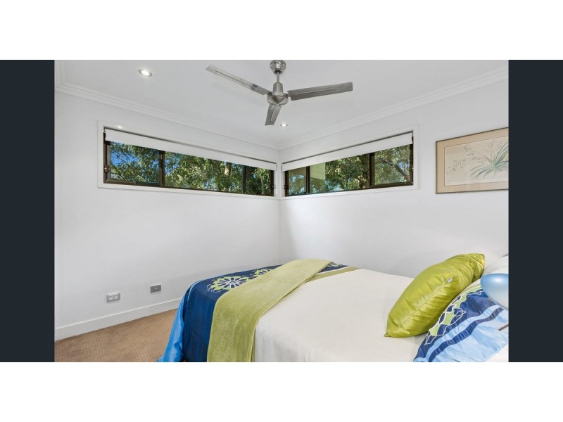 7 Sanctuary Crest Drive, Currumbin QLD 4223