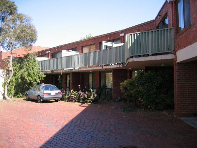 8/31 Barkly Street, Carlton VIC 3053