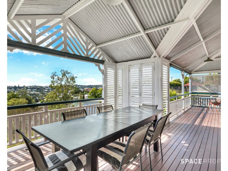 43 Dudley Street, Bardon QLD 4065