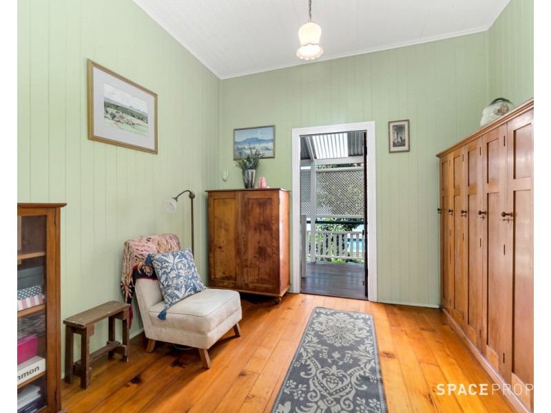 43 Dudley Street, Bardon QLD 4065