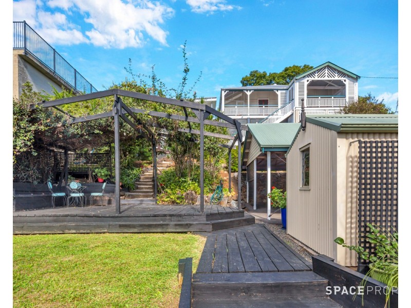 43 Dudley Street, Bardon QLD 4065