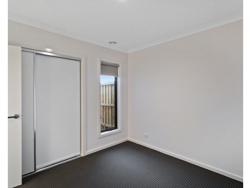 24 Layla Crescent, Tarneit VIC 3029