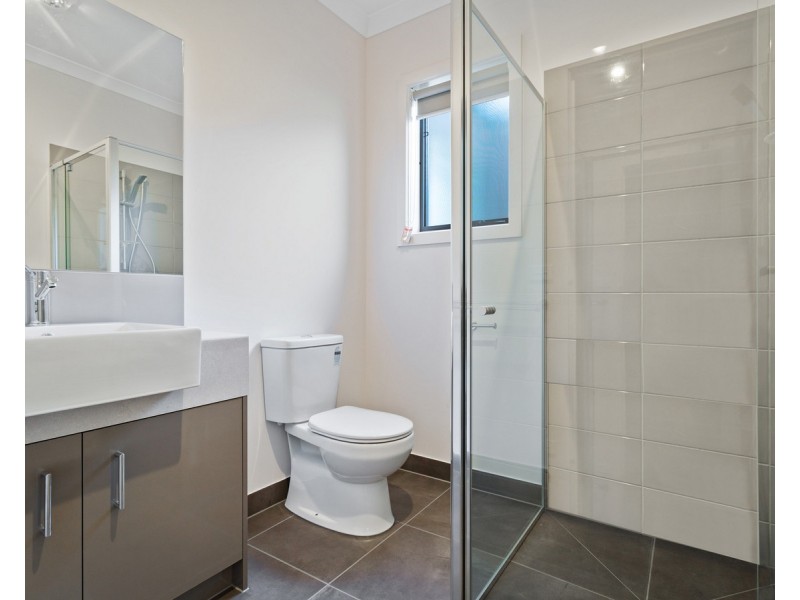 24 Layla Crescent, Tarneit VIC 3029