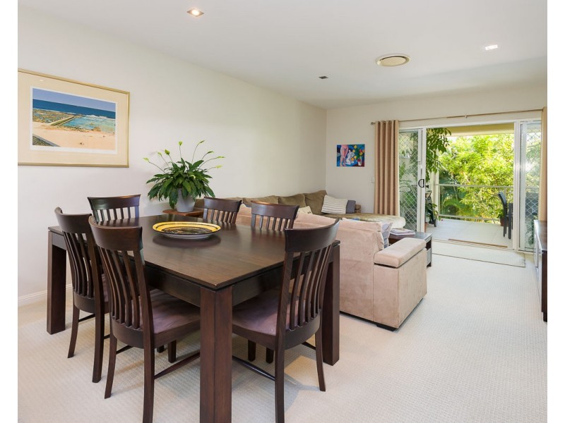 3/27 Gordon Street, Labrador QLD 4215