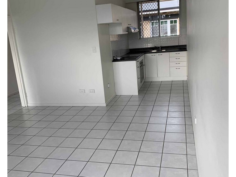 4/114 Merthyr Road, New Farm QLD 4005