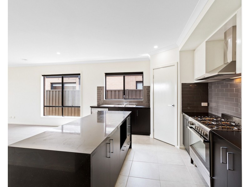 64 Stratus Street, Tarneit VIC 3029