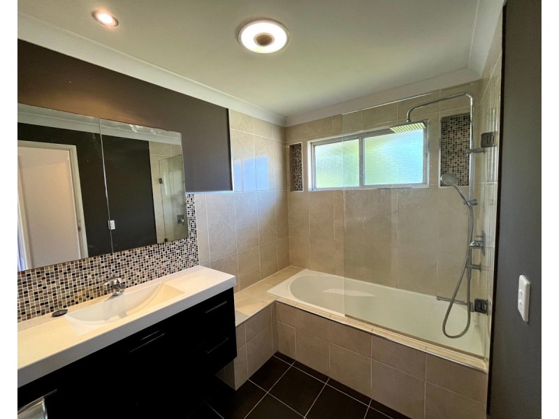 25 Andalucia Street, Bray Park QLD 4500