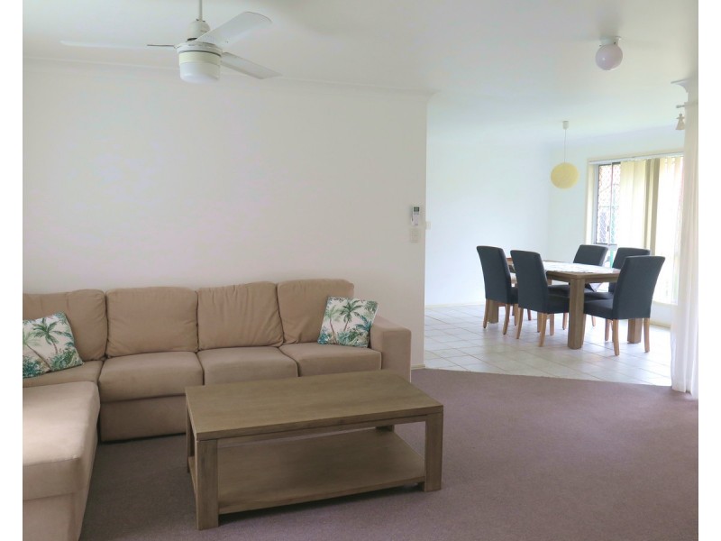 1/44 Clonakilty Close, Banora Point NSW 2486