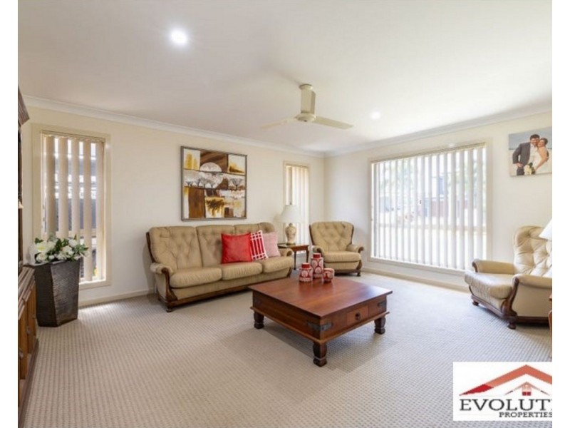 19 Bedarra Street, Redland Bay QLD 4165