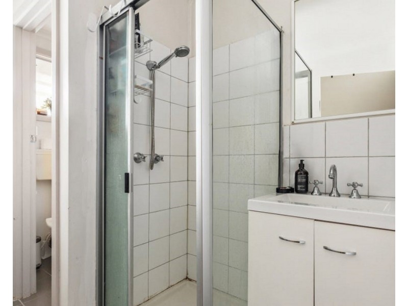 1/5 Harris Grove, Bayswater VIC 3153