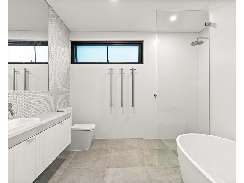 102 Hastings Parade, North Bondi NSW 2026