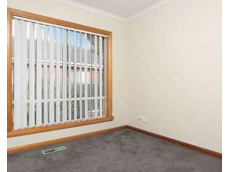 98 Lady Nelson Way, Taylors Lakes VIC 3038