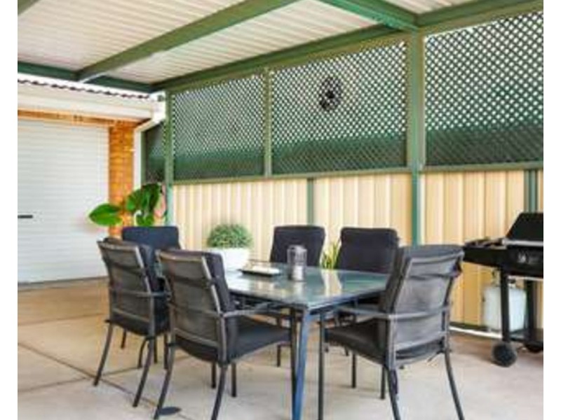 98 Lady Nelson Way, Taylors Lakes VIC 3038