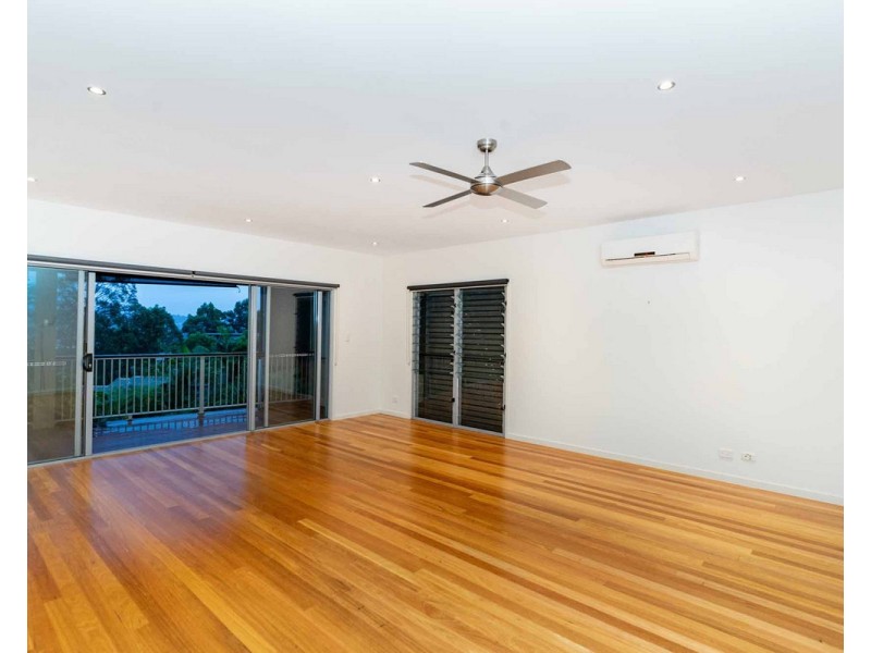 17 Currumbin Chase, Currumbin QLD 4223