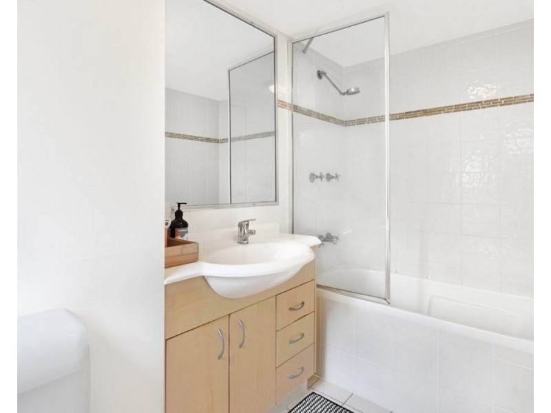 1/5 Loder Street, Biggera Waters QLD 4216
