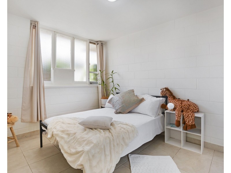 1/54 Ralston Street, West End QLD 4810