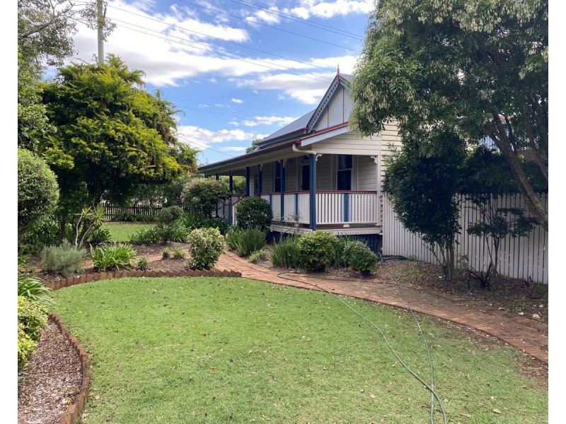 239 Geddes Street, South Toowoomba QLD 4350