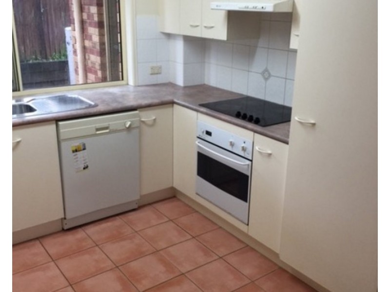 8/31 Baringa Street, Morningside QLD 4170