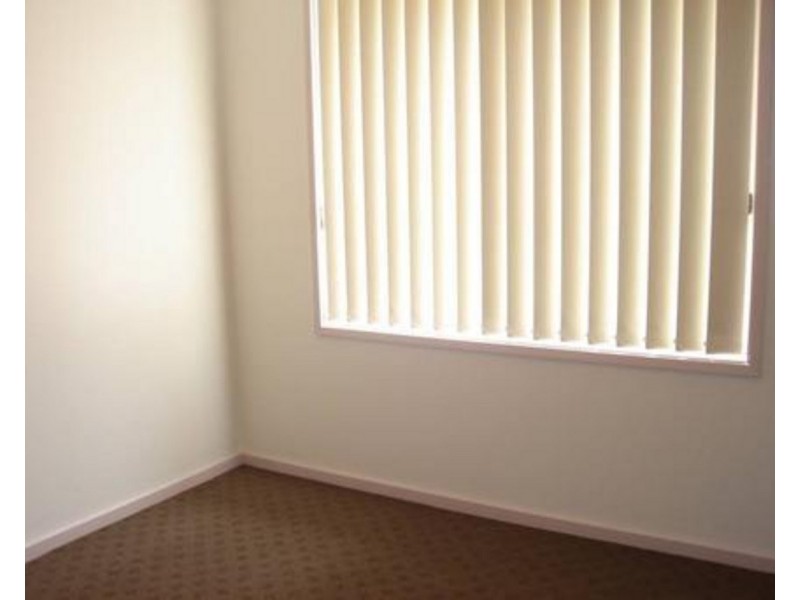 2/385 Queen Street, Altona Meadows VIC 3028