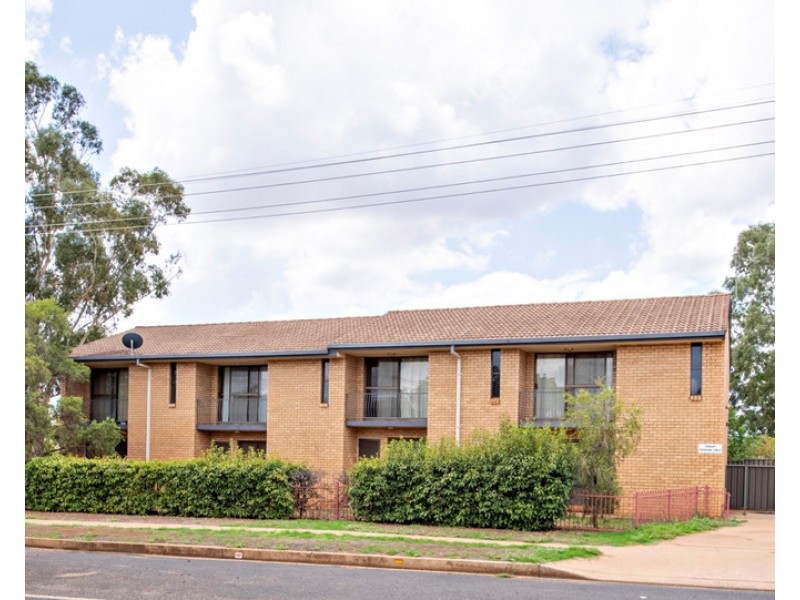 62 Young Street, Dubbo NSW 2830