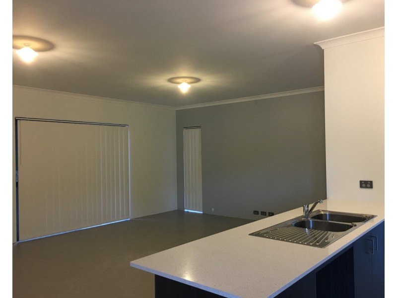 112A Gabriel Street, Cloverdale WA 6105