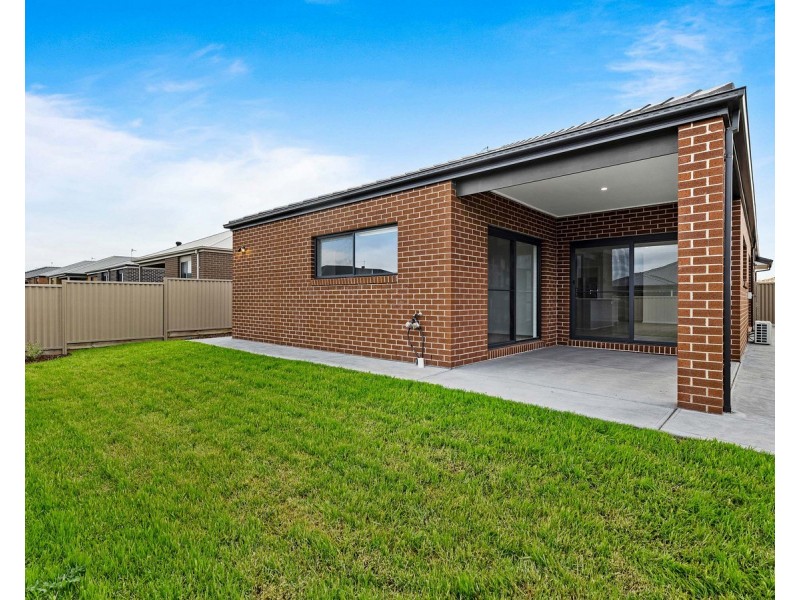 155 Majestic Way, Delacombe VIC 3356