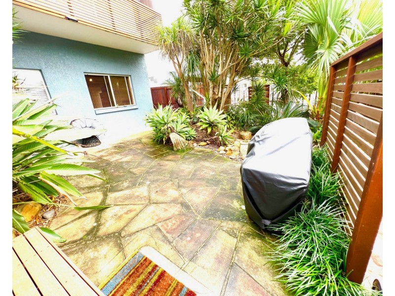 7A Bluewave Crescent, Forresters Beach NSW 2260