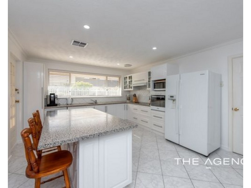 1 Cook Avenue, Hillarys WA 6025