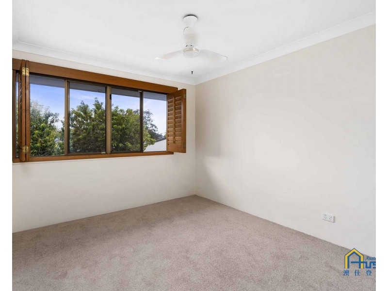 15/7 Campbell Street, Bundall QLD 4217