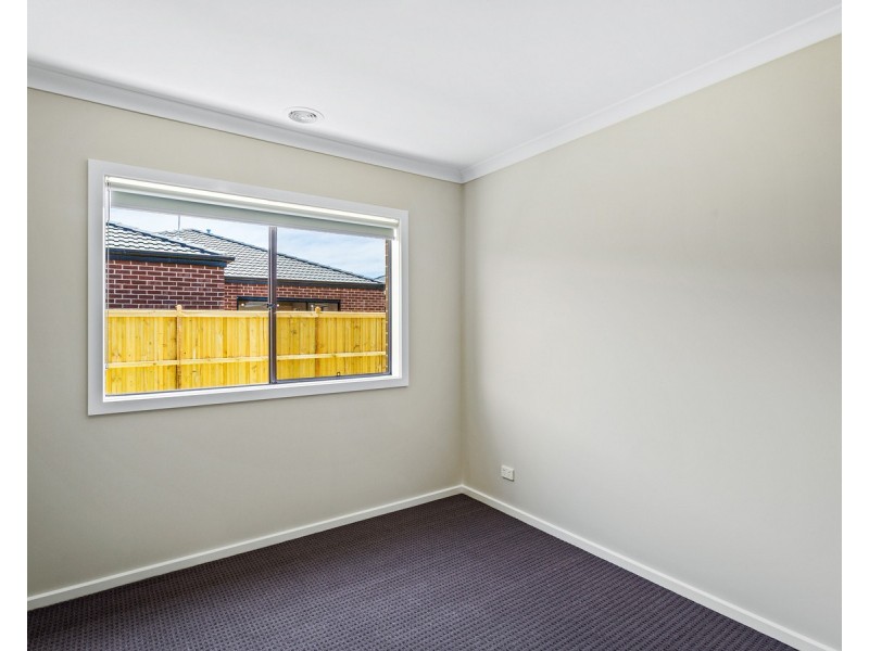 23 Fragrant Drive, Lara VIC 3212