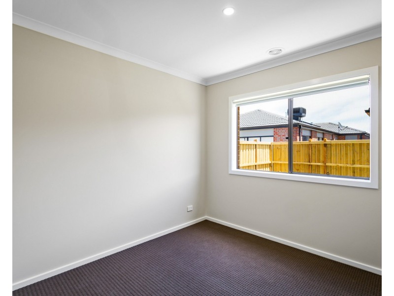 23 Fragrant Drive, Lara VIC 3212