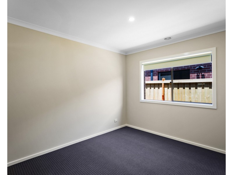 23 Fragrant Drive, Lara VIC 3212