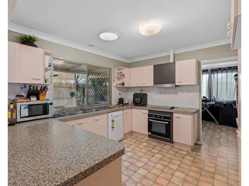 8 Tygum Road, Waterford West QLD 4133