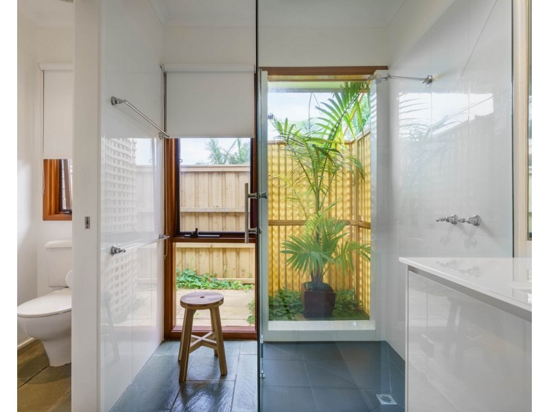 5 Hamilton Street, Safety Beach VIC 3936