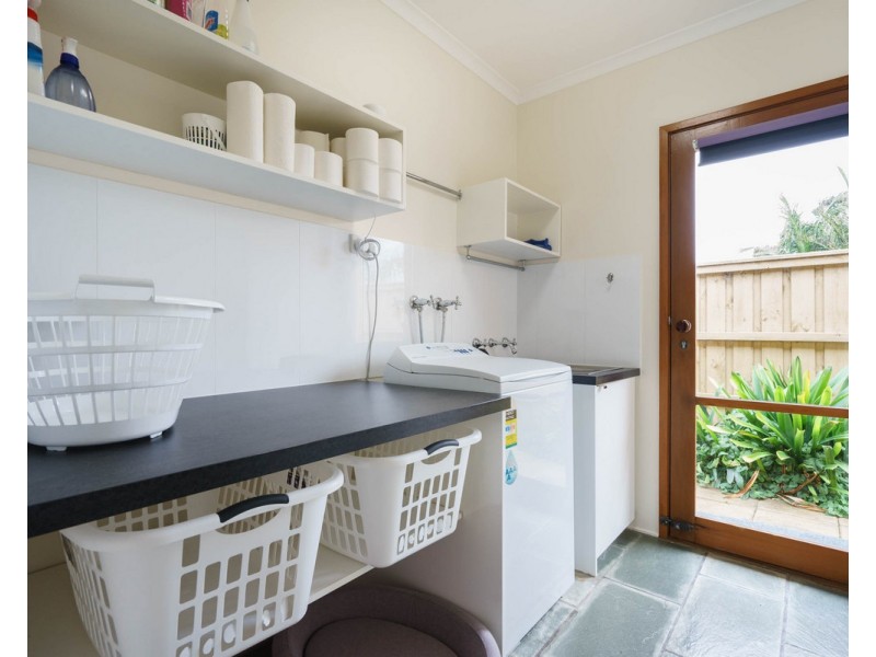 5 Hamilton Street, Safety Beach VIC 3936