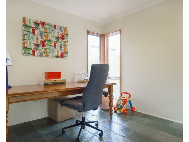 5 Hamilton Street, Safety Beach VIC 3936