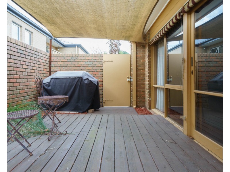 5 Hamilton Street, Safety Beach VIC 3936