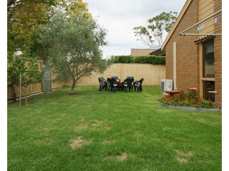 5 Hamilton Street, Safety Beach VIC 3936