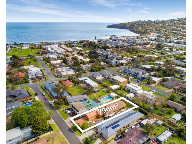 5 Hamilton Street, Safety Beach VIC 3936