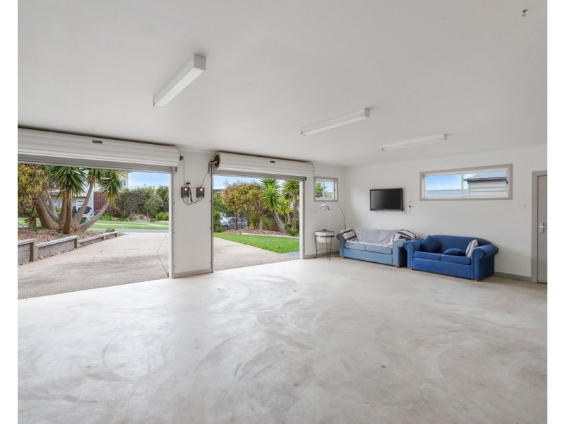 82 Penniwells Road, San Remo VIC 3925